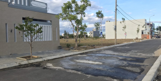 Chủ cắt lỗ lô đất khu Bá Tùng sát khu Nam Hòa Xuân mà giá cực rẻ hơn.