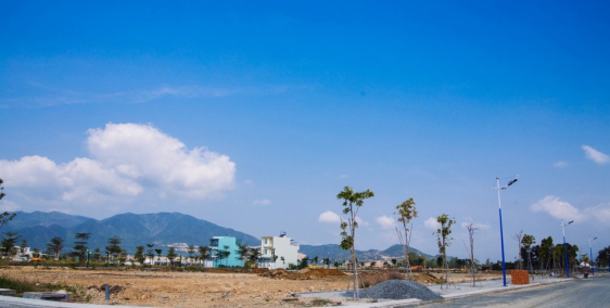 Bán đất sổ đỏ mặt tiền Nguyễn Tất Thành liền kề Diamond Bay giá gốc CĐT 12tr/m2