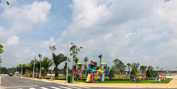 Lô đất 749tr/100m, ngay khu đô thị Mega, đối diện công viên vui chơi.