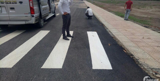 Cần bán gấp 190m2 đất gần Cát Tường Phú Hưng dân đông gần trường học ngay TT