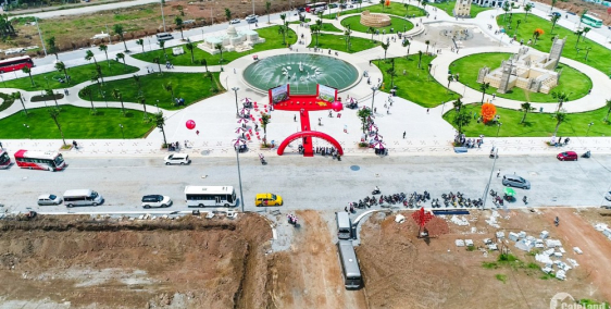 BÁN GẤP LÔ ĐẤT MẶT TIỀN ĐƯỜNG NGAY TRUNG TÂM THÀNH PHỐ ĐỒNG XOÀI