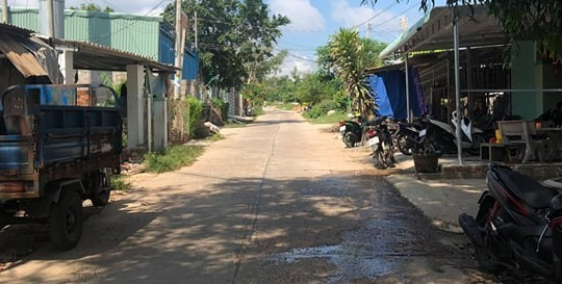 Chính chủ cần ra đi lô đất CLN 1000m2 giá 550 triệu.