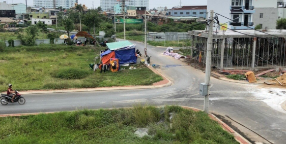 Bán gấp lô đất quận Bình Điền.sổ hồng riêng. đất thổ 100% 100m2=3 tỷ chiết khấu