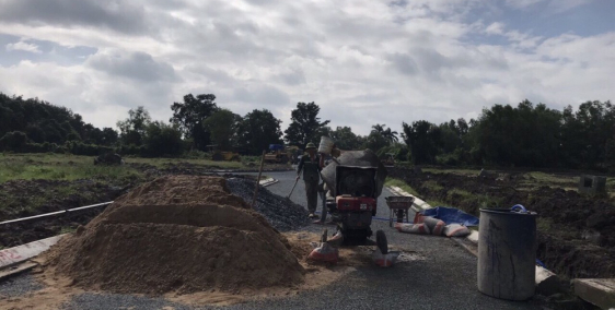 Đất bán ngay TTTT Củ chi, dt 5*20, giá 600, ngay MT đường Nguyễn Văn Khạ, shr