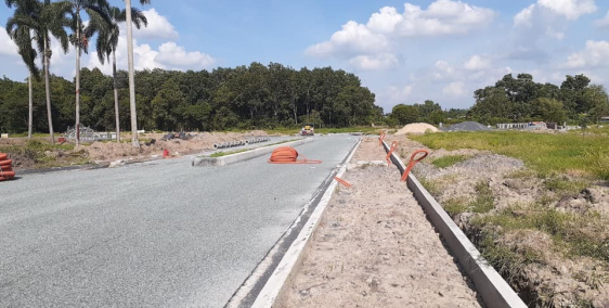 Đất bán lô kẹt ngay MT đg Nguyễn Văn Khạ, dt 5*20, giá 650tr, shr, chính chủ