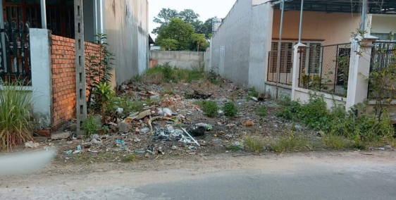 Cần bán gấp lô đất mặt tiền Dương Công Khi,  Sổ riêng