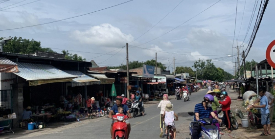 Bán miến đất 160m2 mặt tiền đường Bà Điểm ,sổ hồng riêng.Giá 1tỷ1.LH:0933771730