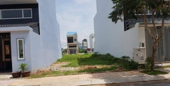 Bán Gấp Lô Đât Ở Ngay Trung Tâm Thị Trấn Hóc Môn