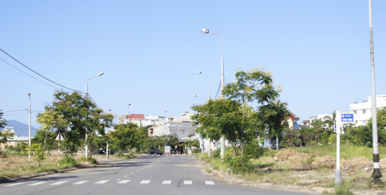 Trả nợ ngân hàng nên cần bán gấp lô đất kiệt ô tô 5m bàu năng 11.