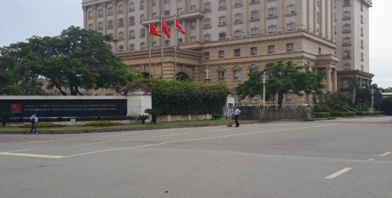 cần bán gấp nền đất nằm ngay mặt tiền đường nguyễn ái quốc nhơn trạch SHR