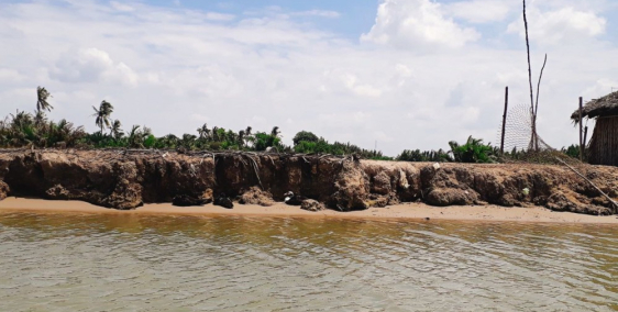 CHÍNH CHỦ CẦN TIỀN BÁN GẤP LÔ ĐẤT MẶT TIỀN SÔNG SÁT QUẬN 2