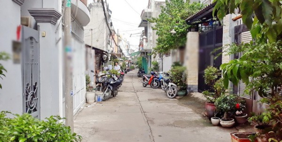 Bán đất hẻm xe hơi Vườn Điều quận 7.