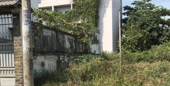 Bán gấp lô đất mặt tiền đường D2, phường Tăng Nhơn Phú A, quận 9.