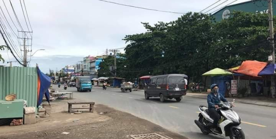 Nằm ngay mặt tiền đường Trần Đại Nghĩa hiện hữu