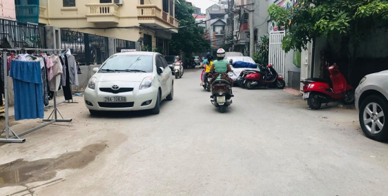 Bán đất ngõ 218 Lạc Long Quân 86m, MT 5m, giá 8,6 tỷ. LH 0902130310