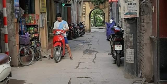 Bán đất ngõ 686 Kim Giang, lô góc, ba gác đỗ, 35m2, 2.35 tỷ. LH: Phú 0945262238