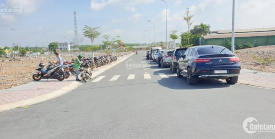 BÁN ĐẤT MẶT TIỀN CHỢ PHÚ PHONG THUẬN AN BÌNH DƯƠNG GIÁ CHỈ 1TỶ 4/ NỀN 0979056186