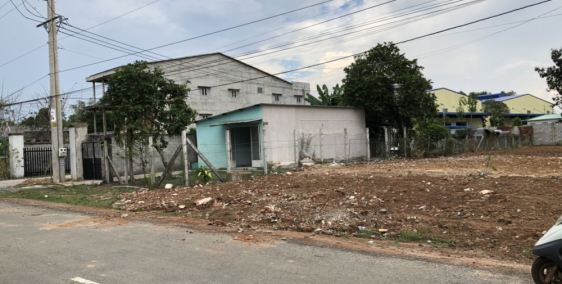 Sang lô đất trồng cây 800m2 có 200m2 thổ cư