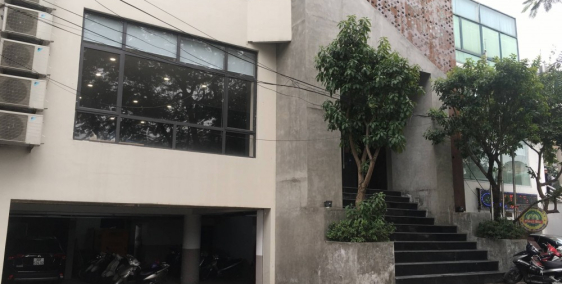 Chính chủ cần Cho thuê mặt bằng kinh doanh đẹp, diện tích 120m2 tại phố Hoàng Cầ