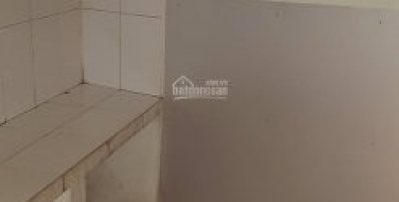 Cho thuê nhà 1 tầng, có gác xép, gần chợ Mỗ Lao, ô tô đỗ cửa.