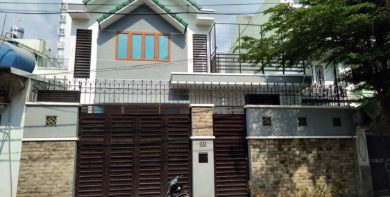 Bán biệt thự 1 hầm, 2 lầu áp mái, hoặc cho thuê   (18,5 tỷ)