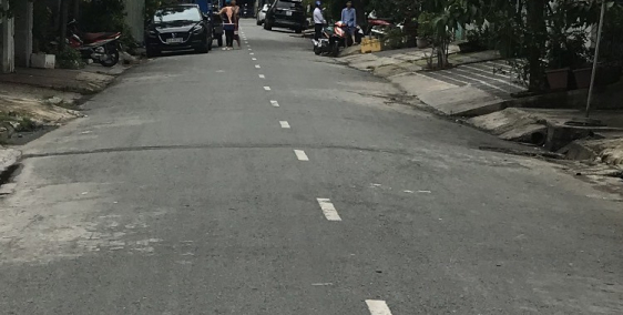 cần cho thuê gấp nhà mặt tiền đường 21 phường tân quy quận 7 1 trệt 1 lầu.