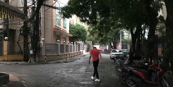 Cho thuê nhà Mai Dịch làm văn phòng ,spa ,hiệu sách ,hiệu thuốc ,shop