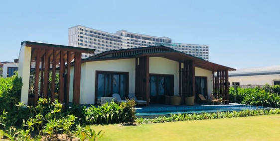 Bán căn biệt thự view biển Nha Trang- 3PN, view biển, có ra lộc