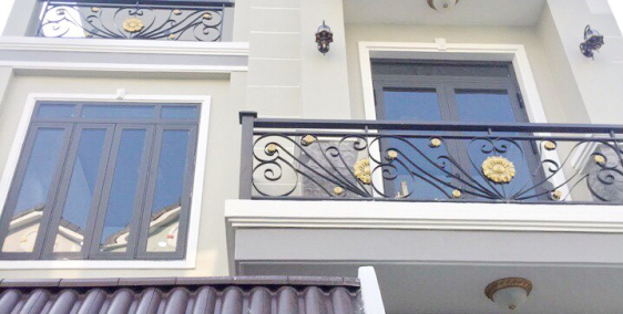 Bán Biệt thự mới 2 lầu hẻm xe hơi đường Huỳnh Tấn Phát P.Tân Thuận Đông Quận 7