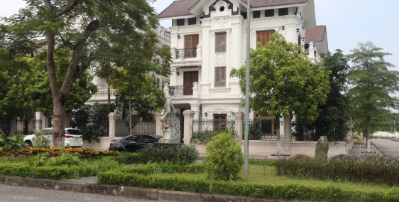 Nhu cầu cần bán biệt thự Hòa Lạc rẻ đẹp, sổ đỏ trao tay. LH: 0968838700