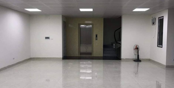 Gia đình tôi có việc cần bán gấp căn nhà số 93 MP Tô Hiệu với diện tích 90m,Mặt