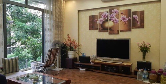 Bán nhà đẹp Quận Hai Bà Trưng, DT: 70m chỉ với 130tr/m2 Ô Tô vào nhà.