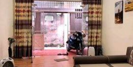 cần bán nhà phố trương đinh+hoàng mai 50m2X2T,MT.4M Gía 1ty9