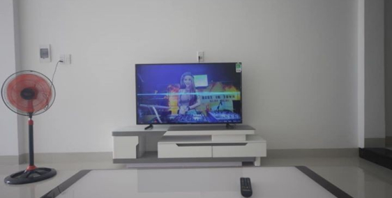 Nhà mặt tiền 215A Âu Cơ-Nhà thiết kế hiện đại phong cách châu âu