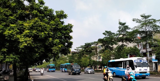 160m2 mặt phố Ngô Gia Tự, kd sầm uất, giá 16,8 tỷ. Lh 0903440669