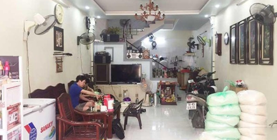 BÁN NHÀ THUỘC TUYẾN PHỐ TRUNG TÂM, BUÔN BÁN SẦM UẤT NGÕ 263 LẠCH TRAY, NGÔ QUYỀN