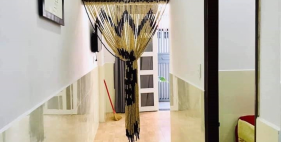 Cần bán nhà Quận 10, đường Nhật Tảo, 2.6 tỷ.