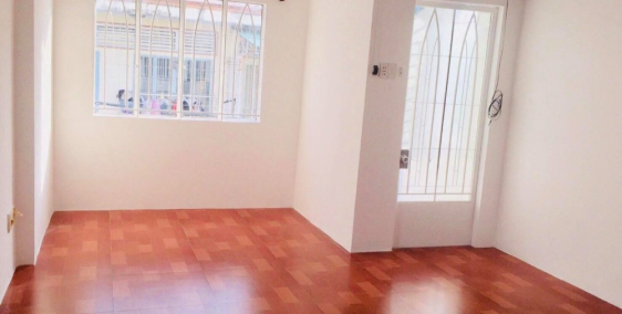 Cần bán gấp nhà Quận 10, Cách Mạng Tháng Tám, 2.6 tỷ.