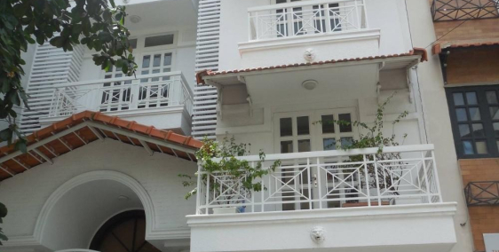 Bán nhà HXH đẹp vuông vức,SHR,giá 5 tỷ,Lý Nam Đế,Quận 11.