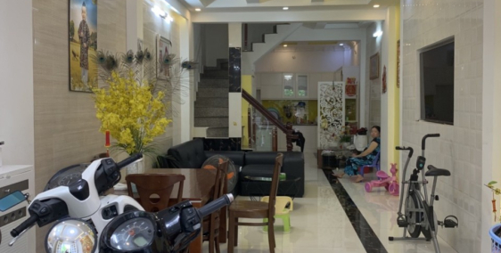 Bán  Nhà 2 lầu sân thượng, 4pn hẻm xe hơi Lý Phục Man, phường Bình Thuận Quận 7