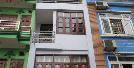 Cần bán nhà HXH, Phùng Văn Cung, Phú Nhuận giá 5 Tỷ.