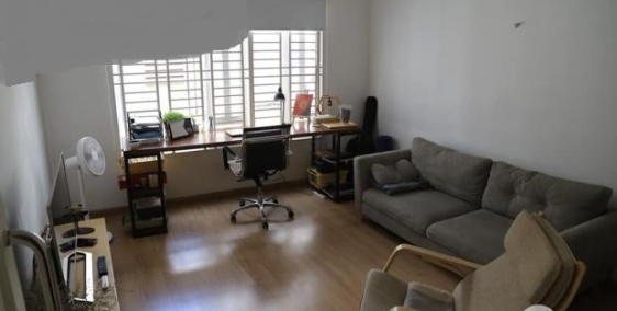 Nhà hẻm xe hơi đổ cửa 572 Âu Cơ, DT 4,5*20 vuông, chỉ có 6,2 tỷ.