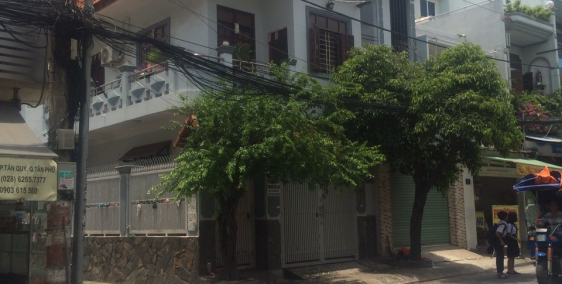 Bán nhà 2 mặt tiền đường Lê Sát P Tân Quý dt 6.5x16m cách chợ Tân Hương 500m