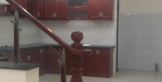 Nhà mới xây mặt tiền kinh doanh mua bán ,sổ hồng riêng ,89m2 3 tầng.