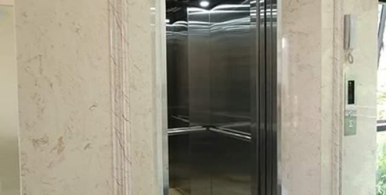 Nhà mặt Hồ Tây, Yên Phụ, kinh doanh đỉnh, 60mx7t, chỉ 16.5 tỷ 