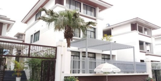 Biệt thự song lập nằm gần QL 1A , lọt trong khuôn viên KDL Giang Điền