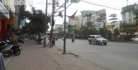 NHÀ MẶT PHỔ NHỔN, 40M, MẶT TIỀN 6.2M,  4 TẦNG, HƠN 5 TỶ LH 0972642825