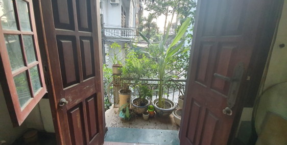 Bán nhà ngõ 135 Cầu Cốc giá 880 triệu, DT 26m2. Mặt tiền 6m