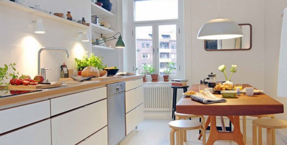 Bán Nhà Ngõ Rộng_3 Mặt Thoáng: 20m2*4 Tầng, 3Ngủ, Giá 2 tỷ, Đội Cấn