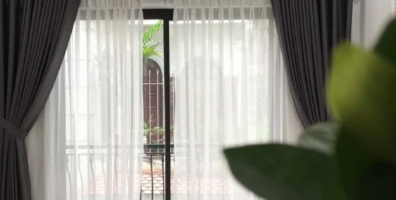 Bán Gấp Nhà THUỴ KHUÊ Ngõ  Rộng: 60m2 x 3tầng Giá 3.75 tỷ.